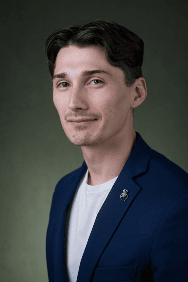 Headshot of Cody Waldecker