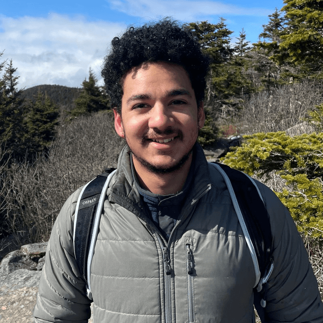 Headshot of Danny Cordoba